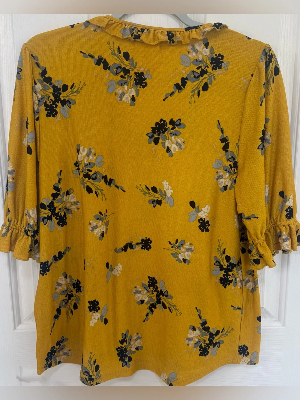 Melloday Mustard Floral V-Neck Ruffle Sleeve Top